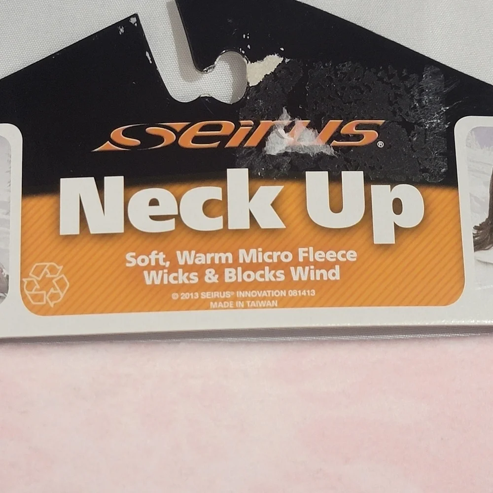Seirus Microfleece Printed Neck Up Blush Starburst Face Mask Neck Protector